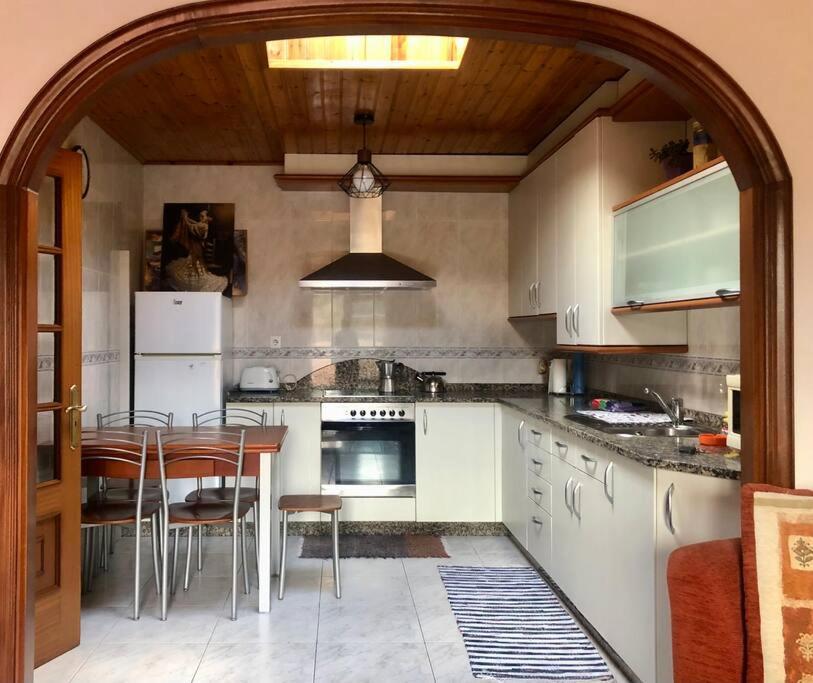 Atico Con Magnifica Terraza En Boiro Apartment Exterior photo